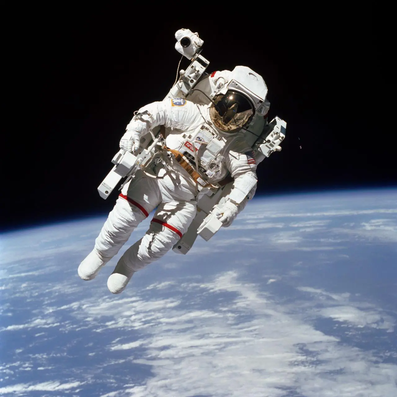 Astronaut_space_walk